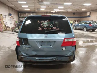 2006 Honda Odyssey EX with VIN 5FNRL38466B123206, listed as a IAAI auction lot 41731572 with 110,792 mi miles. Bid and sale history available at carsss.com. Image 16.
