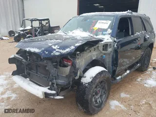 2020 Toyota 4Runner SR5 with VIN JTEBU5JR1L5805614, listed as a IAAI auction lot 41295454 with 50,385 mi miles. Bid and sale history available at carsss.com. Image 6.