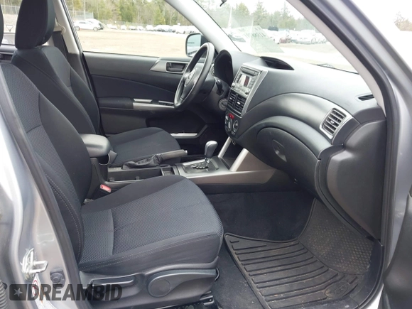 2012 Subaru Forester 2.5X with VIN JF2SHABC0CH463696, listed as a IAAI auction lot 41986791 with 90,193 mi miles. Bid and sale history available at carsss.com. Image 5.