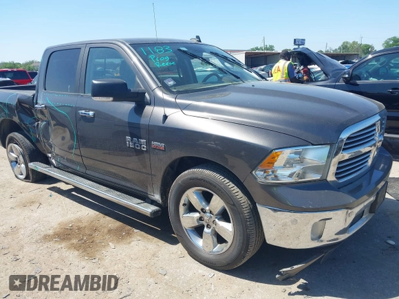 2018 Ram 1500 Big Horn z VIN 3C6RR7LT8JG140135, wystawiony jako IAAI lot #41984362 z przebiegiem 161 584 mil mil oraz . Historia ofert i sprzedaży dostępna na DreamBid. Obrazek 1.