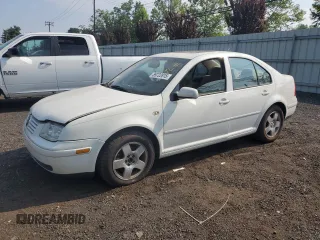 2002 Volkswagen Jetta GLS with VIN 3VWSB69M62M113587, listed as a Copart auction lot 59722815 with 259,014 mi miles and Salvage title. Bid and sale history available at DreamBid. Image 1.