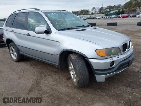 2001 BMW X5 3.0i with VIN WBAFA53571LM67411, listed as a IAAI auction lot 41727600 with 999,999 mi miles. Bid and sale history available at carsss.com. Image 1.