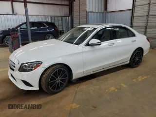 2021 Mercedes-Benz C 300 z VIN W1KWF8DB9MR650598, wystawiony jako Copart lot #53852715 z przebiegiem 45 684 mil mil oraz Szkoda całkowita • Salvage title. Historia ofert i sprzedaży dostępna na DreamBid. Obrazek 1.