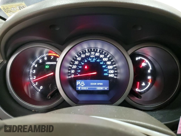 2012 Suzuki Grand Vitara Premium z VIN JS3TD0D66C4100814, wystawiony jako Copart lot #89250025 z przebiegiem 102 381 mil mil oraz Szkody całkowita. Historia ofert i sprzedaży dostępna na DreamBid. Obrazek 9.