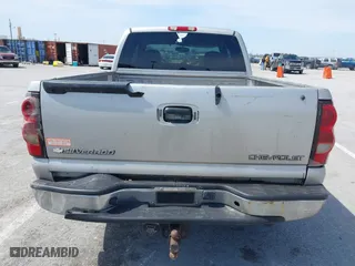 2005 Chevrolet Silverado 1500 LS with VIN 2GCEC19T251378588, listed as a IAAI auction lot 41910576 with 1 mi miles. Bid and sale history available at carsss.com. Image 12.
