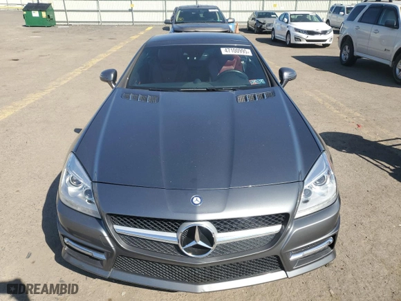 2016 Mercedes-Benz SLK-Class SLK 350 with VIN WDDPK5HA0GF117609, listed as a Copart auction lot 47100995 with 41,556 mi miles and Clean Title. Bid and sale history available at carsss.com. Image 5.