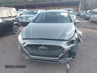 2018 Hyundai Sonata SEL with VIN 5NPE34AFXJH707750, listed as a IAAI auction lot 40944679 with 87,773 mi miles and . Bid and sale history available at DreamBid. Image 6.