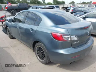 2013 Mazda 3 i Sport with VIN JM1BL1U76D1702885, listed as a IAAI auction lot 42152806 with 139,041 mi miles and . Bid and sale history available at DreamBid. Image 3.