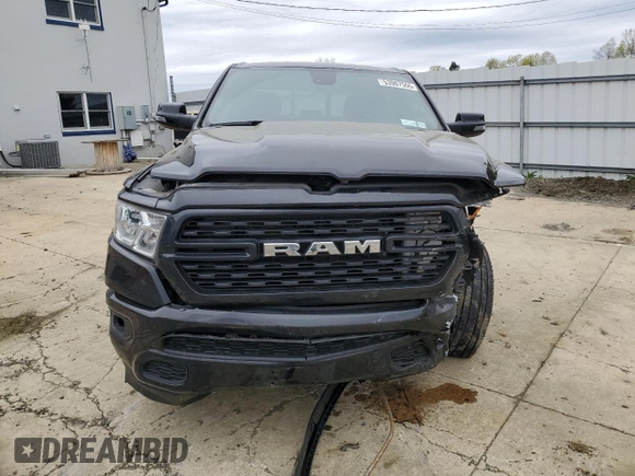 2024 Ram 1500 Big Horn z VIN 1C6SRFFTXRN125064, wystawiony jako Copart lot #53907555 z przebiegiem 44 434 mil mil oraz Szkoda całkowita • Salvage title. Historia ofert i sprzedaży dostępna na DreamBid. Obrazek 5.