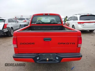 2004 Dodge Dakota Sport with VIN 1D7HL38KX4S657177, listed as a IAAI auction lot 41534575 with 38,802 mi miles. Bid and sale history available at carsss.com. Image 16.