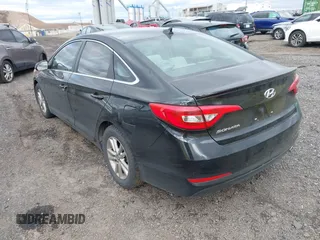 2015 Hyundai Sonata SE with VIN 5NPE24AF6FH251787, listed as a IAAI auction lot 42052990 with 139,466 mi miles and . Bid and sale history available at DreamBid. Image 3.