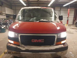 2009 GMC Savana Cargo Van with VIN 1GTGG25C191103217, listed as a IAAI auction lot 41363489 with 262,704 mi miles. Bid and sale history available at carsss.com. Image 12.
