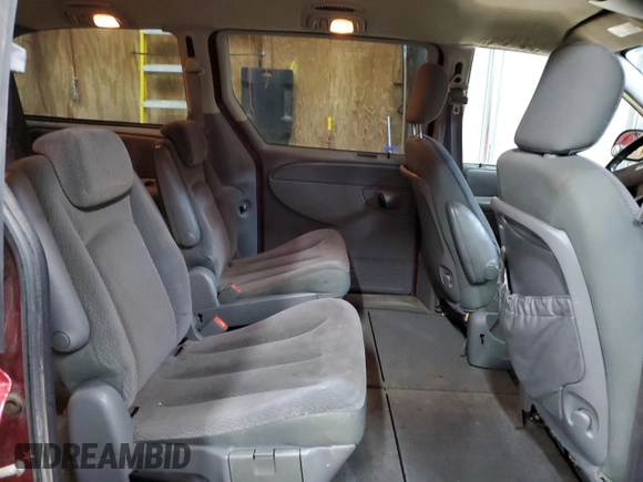 2005 Dodge Caravan SXT with VIN 2D4GP44L45R462115, listed as a Copart auction lot 52204425 with 240,531 mi miles and Clean Title. Bid and sale history available at carsss.com. Image 11.