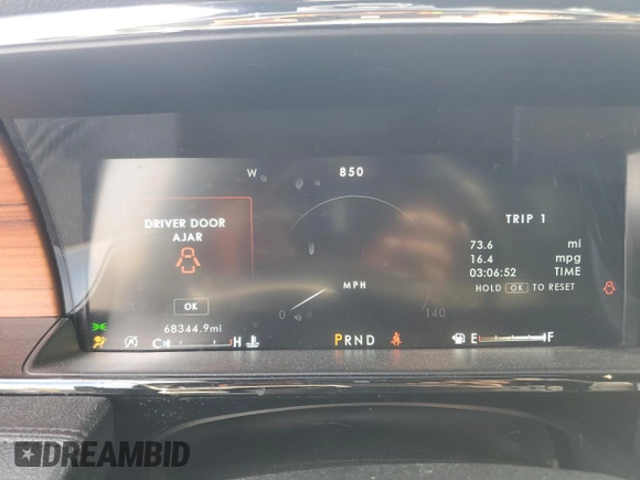 2020 Lincoln Navigator Reserve with VIN 5LMJJ2LT7LEL10228, listed as a Copart auction lot 48189985 with 68,344 mi miles and Clean title. Bid and sale history available at DreamBid. Image 9.