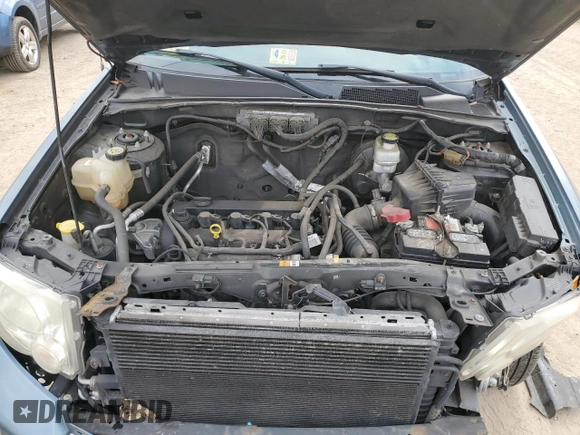 2011 Ford Escape Limited with VIN 1FMCU9E76BKA79236, listed as a Copart auction lot 46322675 with 136,830 mi miles and Salvage Title. Bid and sale history available at DreamBid. Image 12.