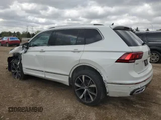 2024 Volkswagen Tiguan SEL R-Line z VIN 3VV4B7AX3RM141320, wystawiony jako Copart lot #55606335 z przebiegiem 9 347 mil mil oraz Szkoda całkowita • Salvage title. Historia ofert i sprzedaży dostępna na DreamBid. Obrazek 2.