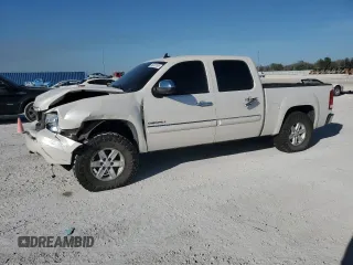 2011 GMC Sierra 1500 Denali z VIN 3GTP2XE27BG146132, wystawiony jako Copart lot #46332185 z przebiegiem 244 677 mil mil oraz Nie do naprawy. Historia ofert i sprzedaży dostępna na DreamBid. Obrazek 1.