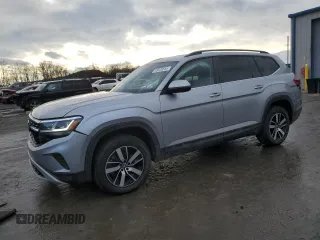 2021 Volkswagen Atlas SE z VIN 1V2LP2CAXMC513803, wystawiony jako Copart lot #46808555 z przebiegiem 99 909 mil mil oraz Szkody całkowita. Historia ofert i sprzedaży dostępna na DreamBid. Obrazek 1.