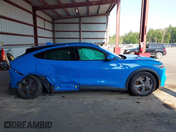 2022 Ford Mustang Mach-E Select with VIN 3FMTK1RM9NMA60359, listed as a IAAI auction lot 42633622 with 17,068 mi miles and . Bid and sale history available at DreamBid. Image 13.