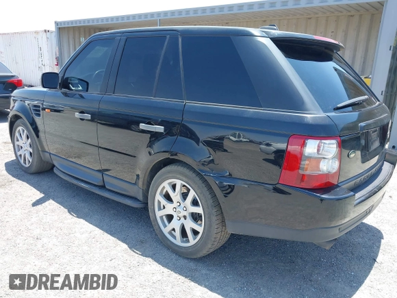 2008 Land Rover Range Rover Sport HSE with VIN SALSF25408A184613, listed as a IAAI auction lot 42582838 with 166,969 mi miles and . Bid and sale history available at DreamBid. Image 3.