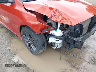 2021 Kia Forte GT-Line z VIN 3KPF34AD0ME298301, wystawiony jako IAAI lot #42452730 z przebiegiem 60 182 mil mil oraz . Historia ofert i sprzedaży dostępna na DreamBid. Obrazek 18.