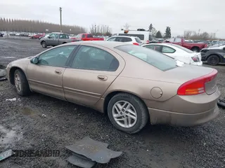 2000 Dodge Intrepid with VIN 2B3HD46R8YH160687, listed as a IAAI auction lot 41439383 with 222,922 mi miles. Bid and sale history available at carsss.com. Image 3.