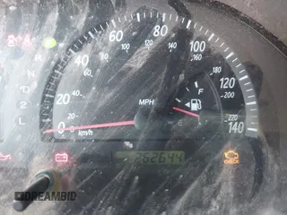 2004 Toyota Camry LE z VIN 4T1BE32K54U380439, wystawiony jako IAAI lot #42226118 z przebiegiem 262 644 mil mil oraz . Historia ofert i sprzedaży dostępna na DreamBid. Obrazek 7.