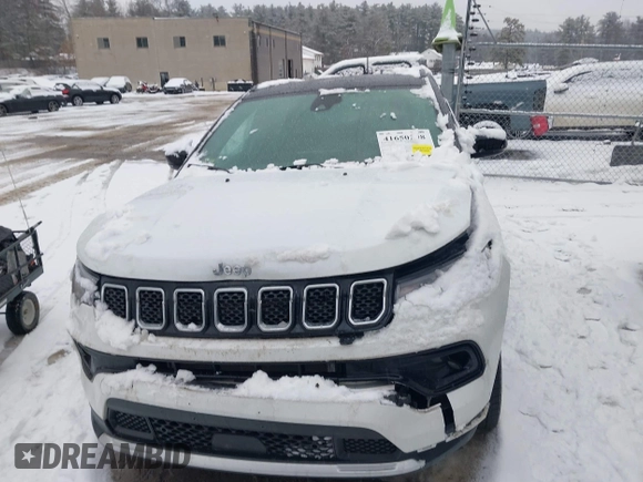 2023 Jeep Compass Limited with VIN 3C4NJDCN1PT519895, listed as a IAAI auction lot 41650298 with 14,119 mi miles and . Bid and sale history available at carsss.com. Image 12.
