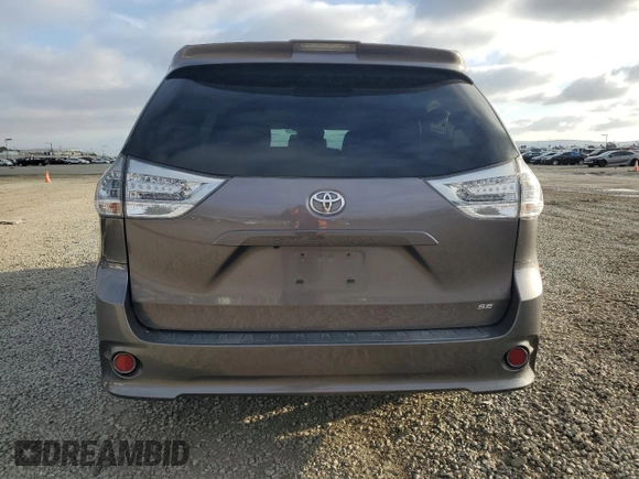 2020 Toyota Sienna SE with VIN 5TDXZ3DC0LS062302, listed as a Copart auction lot 46988815 with 97,304 mi miles and Salvage Title. Bid and sale history available at DreamBid. Image 6.
