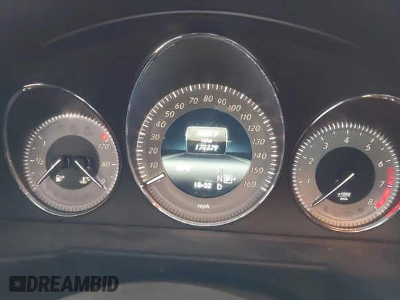 2014 Mercedes-Benz GLK 350 with VIN WDCGG8JBXEG330438, listed as a IAAI auction lot 41382071 with 172,279 mi miles and . Bid and sale history available at DreamBid. Image 7.