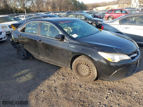 2015 Toyota Camry Hybrid LE with VIN 4T1BD1FK0FU163708, listed as a IAAI auction lot 41766167 with 999,999 mi miles. Bid and sale history available at carsss.com. Image 1.