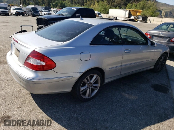 2007 Mercedes-Benz CLK 3.5L with VIN WDBTJ56H97F223664, listed as a Copart auction lot 55132255 with 148,643 mi miles and Clean Title. Bid and sale history available at carsss.com. Image 3.