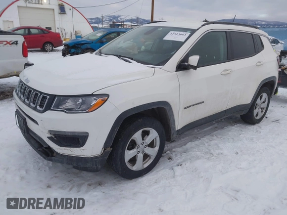 2018 Jeep Compass Latitude with VIN 3C4NJDBB8JT256755, listed as a IAAI auction lot 41523061 with 50,675 mi miles. Bid and sale history available at carsss.com. Image 18.
