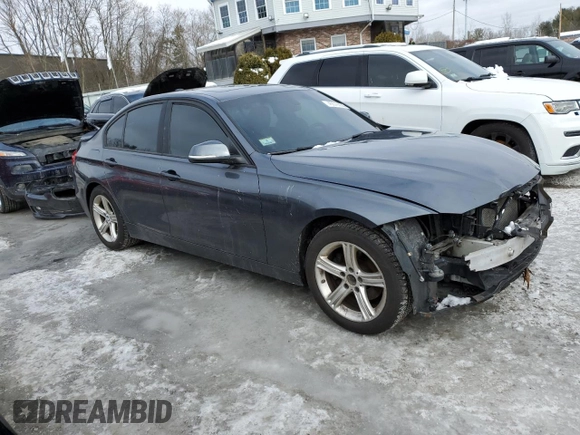2014 BMW 3 Series 328i xDrive с VIN WBA3B5C52EP652285, выставлен на аукционе Copart как лот 45576835 с пробегом 103 975 миль миль и На запчасти • Non repairable. История ставок и продаж доступна на DreamBid. Изображение 4.