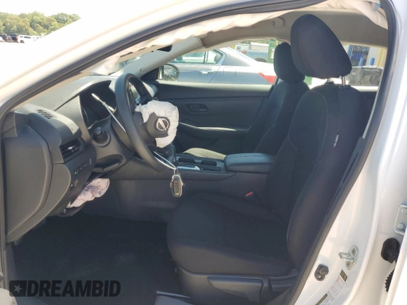 2025 Nissan Sentra S with VIN 3N1AB8BV1SY230678, listed as a Copart auction lot 58094955 with 11,700 mi miles and Salvage title. Bid and sale history available at DreamBid. Image 7.