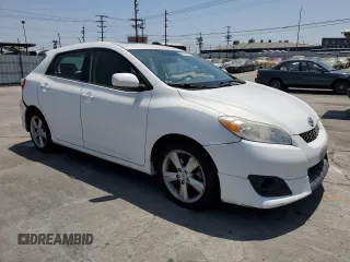 2009 Toyota Matrix S z VIN 2T1KE40E29C020329, wystawiony jako Copart lot #60878495 z przebiegiem 104 176 mil mil oraz Szkoda całkowita • Salvage title. Historia ofert i sprzedaży dostępna na DreamBid. Obrazek 4.