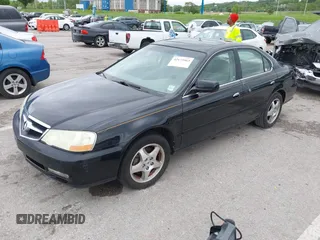 2003 Acura TL with VIN 19UUA56643A077137, listed as a IAAI auction lot 42173963 with 118,274 mi miles. Bid and sale history available at carsss.com. Image 2.