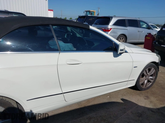 2012 Mercedes-Benz E 350 with VIN WDDKK5KFXCF166731, listed as a IAAI auction lot 42205967 with 222,591 mi miles and . Bid and sale history available at DreamBid. Image 14.