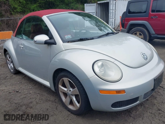 2009 Volkswagen Beetle Blush with VIN 3VWSG31Y49M410785, listed as a IAAI auction lot 42526781 with 161,114 mi miles and . Bid and sale history available at DreamBid. Image 1.