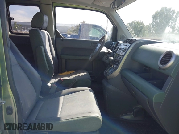2003 Honda Element EX with VIN 5J6YH28543L028744, listed as a IAAI auction lot 42510922 with 350,440 mi miles and . Bid and sale history available at DreamBid. Image 5.