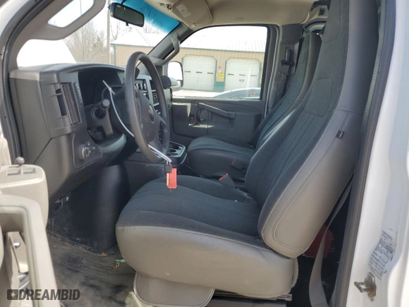 2022 GMC Savana Cargo Van with VIN 1GTW7AFP4N1147665, listed as a Copart auction lot 54802085 with 42,261 mi miles and Salvage Title. Bid and sale history available at carsss.com. Image 7.