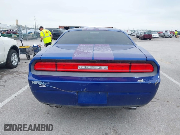 2012 Dodge Challenger SXT Plus z VIN 2C3CDYAG9CH239160, wystawiony jako IAAI lot #42198261 z przebiegiem 116 546 mil mil oraz . Historia ofert i sprzedaży dostępna na DreamBid. Obrazek 16.
