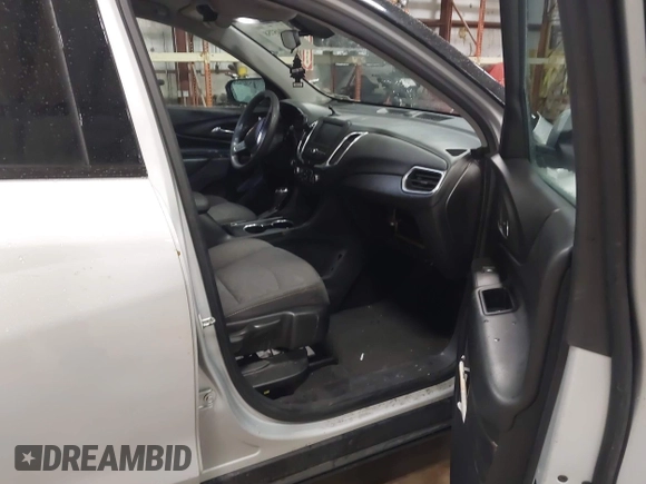 2018 Chevrolet Equinox LT z VIN 2GNAXSEV6J6198809, wystawiony jako IAAI lot #41945758 z przebiegiem 196 485 mil mil oraz . Historia ofert i sprzedaży dostępna na DreamBid. Obrazek 5.