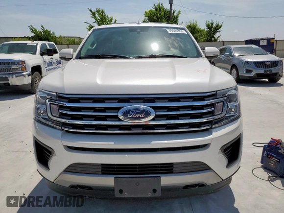 2018 Ford Expedition XLT with VIN 1FMJU1JTXJEA67972, listed as a Copart auction lot 59699355 with 78,617 mi miles and Salvage title. Bid and sale history available at DreamBid. Image 5.