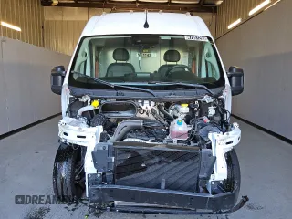 2022 Ram ProMaster Cargo with VIN 3C6MRVHG1NE114360, listed as a Copart auction lot 47051295 with 17,464 mi miles and Clean Title. Bid and sale history available at DreamBid. Image 5.