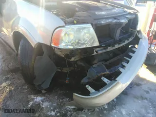 2005 Lincoln Navigator Luxury with VIN 5LMFU27505LJ13912, listed as a IAAI auction lot 41539095 with 1 mi miles. Bid and sale history available at carsss.com. Image 6.