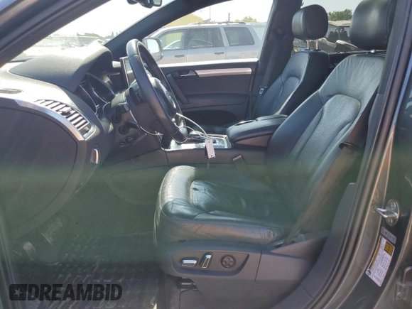 2013 Audi Q7 Prestige с VIN WA1WMAFE7DD008175, выставлен на аукционе Copart как лот 61269865 с пробегом 108 716 миль миль и Списание • Salvage title. История ставок и продаж доступна на DreamBid. Изображение 7.