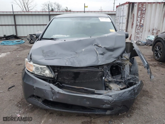 2013 Honda Odyssey LX with VIN 5FNRL5H24DB042230, listed as a IAAI auction lot 40954067 with 212,154 mi miles. Bid and sale history available at carsss.com. Image 13.