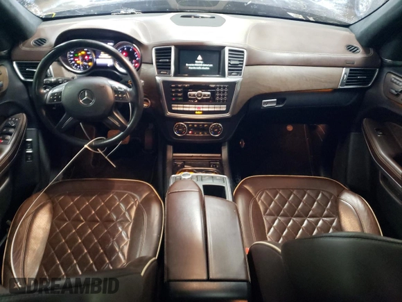 2014 Mercedes-Benz GL 450 z VIN 4JGDF7CE9EA345301, wystawiony jako Copart lot #49129005 z przebiegiem 120 981 mil mil oraz Szkoda całkowita • Salvage title. Historia ofert i sprzedaży dostępna na DreamBid. Obrazek 8.
