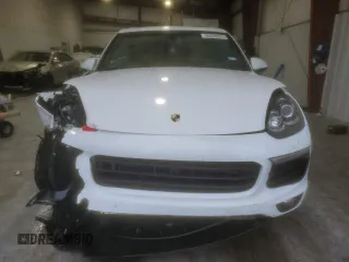 2017 Porsche Cayenne z VIN WP1AA2A25HKA88281, wystawiony jako Copart lot #56358975 z przebiegiem 123 394 mil mil oraz Czysty tytuł • Clean title. Historia ofert i sprzedaży dostępna na DreamBid. Obrazek 5.